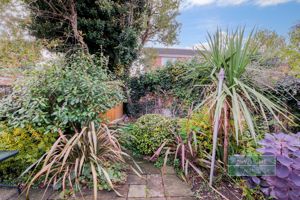 Photo 4- click for photo gallery